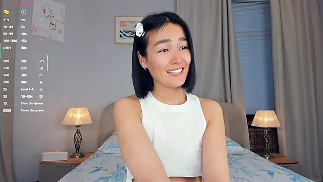 Snapshot of RanelDiva chatting on November 2025 07:06:02 AM RanelDiva online show from November 2025 07:06:02 AM