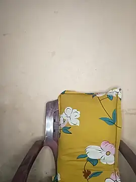 Snapshot of Bagi-Sexy chatting on March 2025 06:11:01 PM Bagi-Sexy online show from March 2025 06:11:01 PM