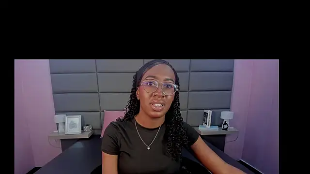 Qeen blackk online show from October 2025 07:27:02 PM