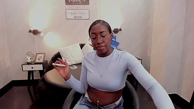 Qeen blackk online show from November 2025 07:58:02 PM