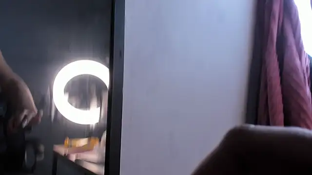 Sienna miller 27 online show from March 2025 02:42:02 PM