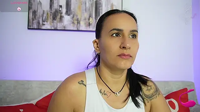 Snapshot of Sara_Charmy chatting on November 2025 08:52:02 AM Sara Charmy online show from November 2025 08:52:02 AM