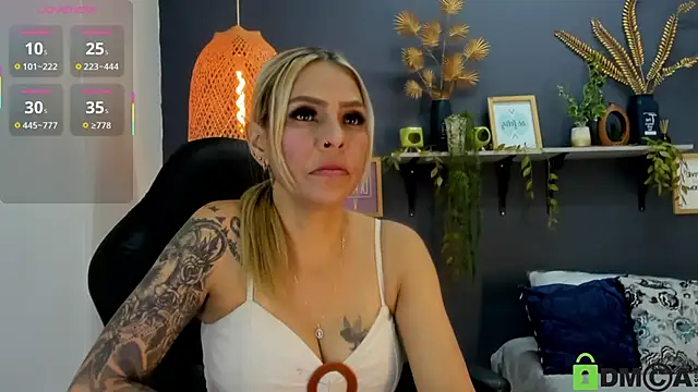 yessila parker online show from November 2025 02:34:01 AM