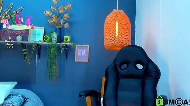 yessila parker online show from November 2025 01:00:01 AM