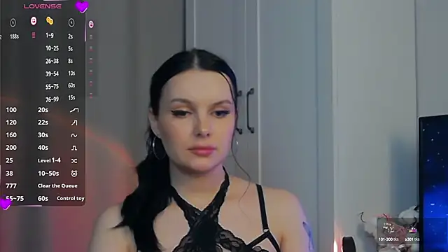 Snapshot of Miss_Vic chatting on March 2025 08:07:02 PM Miss Vic online show from March 2025 08:07:02 PM