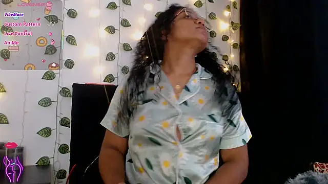 Snapshot of victtoria_cane63 chatting on April 2026 10:14:02 PM victtoria cane63 online show from April 2026 10:14:02 PM