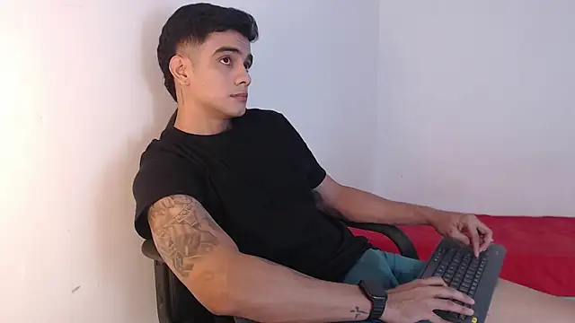 adam levis17 online show from September 2025 05:09:02 AM