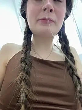Snapshot of melicious_ chatting on March 2026 08:26:33 AM melicious online show from March 2026 08:26:33 AM