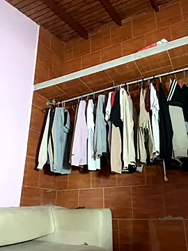 lucas-storm online show from November 2025 08:16:01 PM