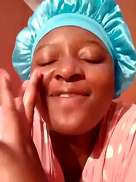 sexyhips2001 online show from October 2025 08:58:01 PM