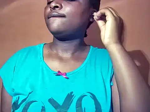 sexyhips2001 online show from November 2025 10:23:02 PM