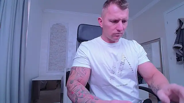 RomeoMalcolm online show from March 2025 05:24:02 AM