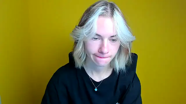 Fiona Night online show from September 2025 05:29:01 AM