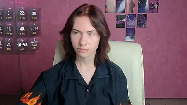 Fiona Night online show from July 2026 05:11:01 AM