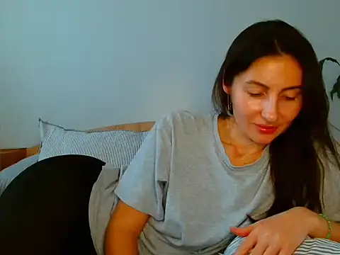 Snapshot of Irina9793 chatting on March 2026 09:43:02 AM Irina9793 online show from March 2026 09:43:02 AM