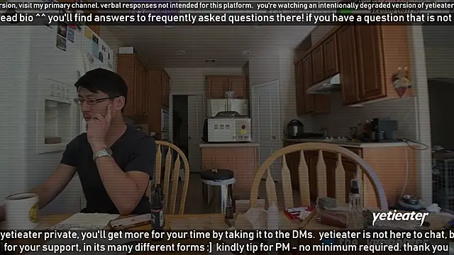 yetieater online show from December 2024 05:59:02 PM