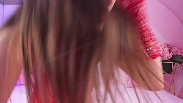 Snapshot of ValeriMilton chatting on November 2025 07:24:01 PM ValeriMilton online show from November 2025 07:24:01 PM