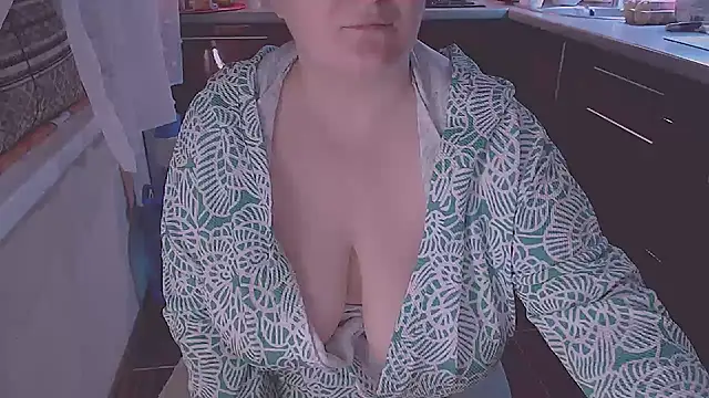 SoftLia online show from May 2026 11:17:02 PM