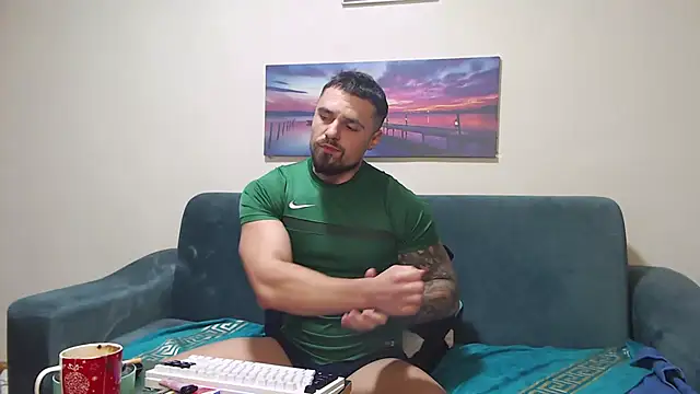 Snapshot of Tiberius_hunk chatting on January 2026 05:18:02 PM Tiberius hunk online show from January 2026 05:18:02 PM