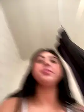 Snapshot of mayteziinhaa chatting on October 2025 11:40:01 AM mayteziinhaa online show from October 2025 11:40:01 AM