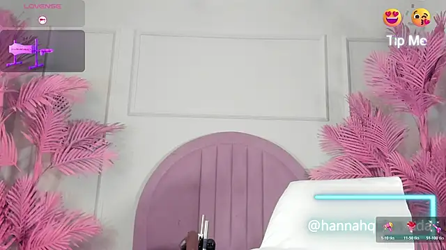 Hanaahquinn online show from February 2026 11:37:02 AM