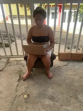 Snapshot of lunaxxx_69 chatting on April 2026 09:45:02 PM lunaxxx 69 online show from April 2026 09:45:02 PM