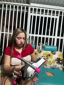 Snapshot of lunaxxx_69 chatting on April 2026 11:30:02 PM lunaxxx 69 online show from April 2026 11:30:02 PM