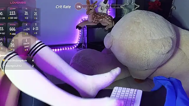 Snapshot of EmmaGallen chatting on March 2025 12:17:01 PM EmmaGallen online show from March 2025 12:17:01 PM