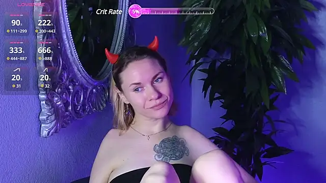 Snapshot of EmmaGallen chatting on March 2025 08:21:02 AM EmmaGallen online show from March 2025 08:21:02 AM