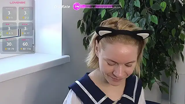 Snapshot of EmmaGallen chatting on October 2025 08:00:01 AM EmmaGallen online show from October 2025 08:00:01 AM