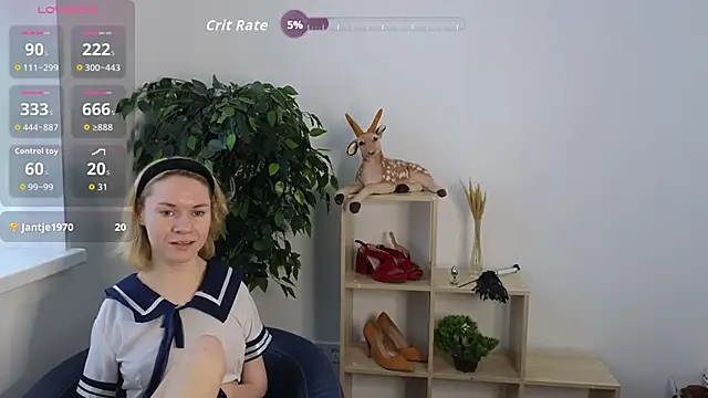 Snapshot of EmmaGallen chatting on November 2025 08:48:01 AM EmmaGallen online show from November 2025 08:48:01 AM