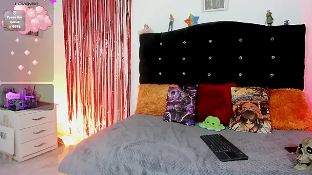 young jung online show from October 2025 01:47:02 AM