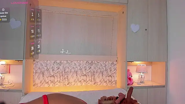 BeverlySteel online show from December 2025 07:52:01 PM