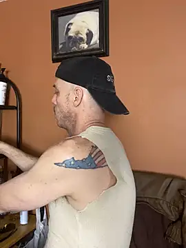 Snapshot of Mac_ThunderCock chatting on February 2026 04:35:01 PM Mac ThunderCock online show from February 2026 04:35:01 PM