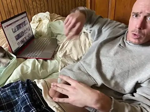 Snapshot of Mac_ThunderCock chatting on February 2026 12:40:01 AM Mac ThunderCock online show from February 2026 12:40:01 AM