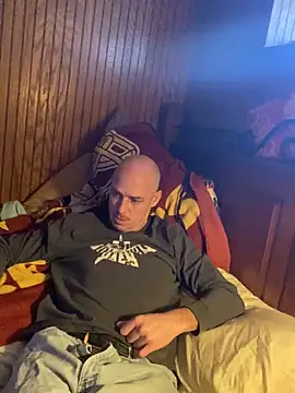 Snapshot of Mac_ThunderCock chatting on February 2026 09:26:02 PM Mac ThunderCock online show from February 2026 09:26:02 PM