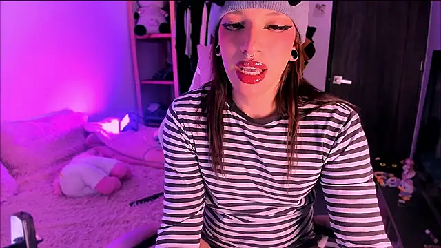 Snapshot of Loona_s chatting on March 2026 07:30:01 PM Loona s online show from March 2026 07:30:01 PM