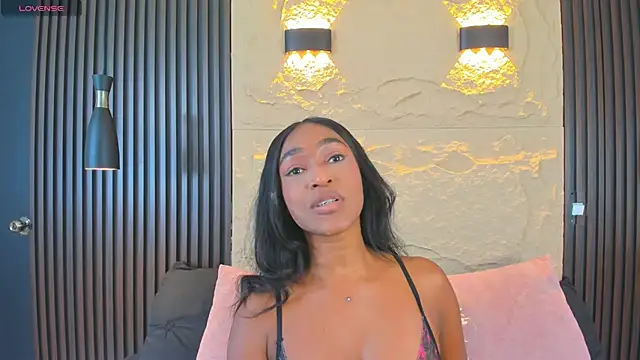 Snapshot of AlexiaAbbey chatting on November 2025 07:13:01 PM AlexiaAbbey online show from November 2025 07:13:01 PM