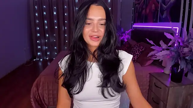 Snapshot of DanaSincere chatting on March 2025 03:33:02 AM DanaSincere online show from March 2025 03:33:02 AM
