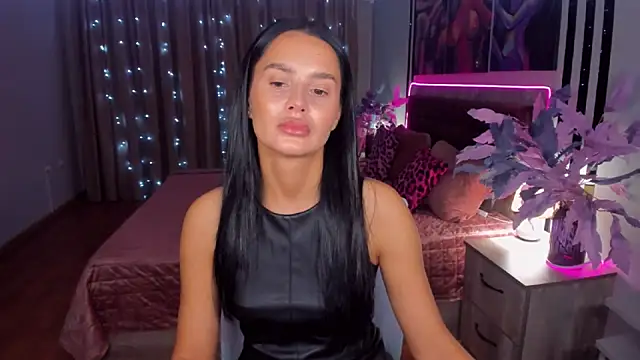 DanaSincere online show from November 2025 03:49:02 AM