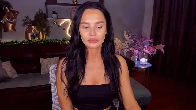 DanaSincere online show from December 2025 04:18:02 AM