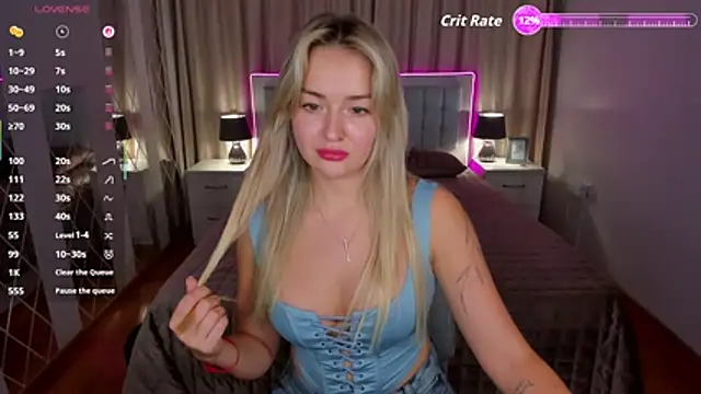 EvaGoddes online show from November 2025 01:33:02 PM