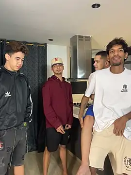 Snapshot of Miguel_bigcock chatting on January 2026 01:32:01 AM Miguel bigcock online show from January 2026 01:32:01 AM