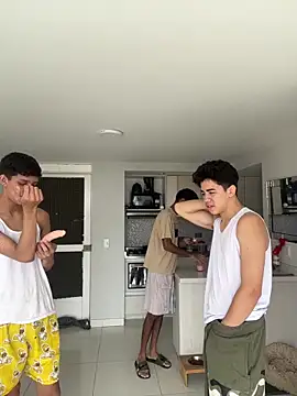 Snapshot of Miguel_bigcock chatting on February 2026 04:47:02 PM Miguel bigcock online show from February 2026 04:47:02 PM