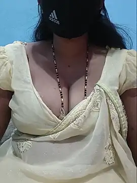 Snapshot of Sexyradha_ chatting on June 2026 05:13:02 PM Sexyradha online show from June 2026 05:13:02 PM