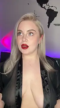 Snapshot of April_Vancee chatting on October 2025 02:04:01 PM April Vancee online show from October 2025 02:04:01 PM