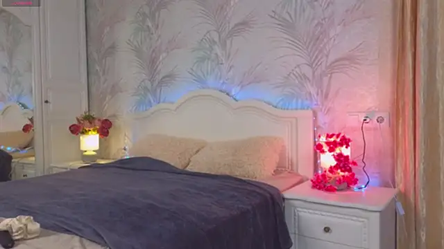 Snapshot of JaneVibes chatting on November 2025 07:19:02 AM JaneVibes online show from November 2025 07:19:02 AM