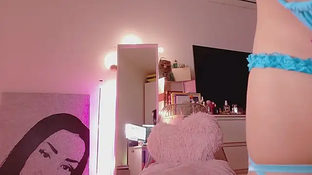 MiaKnoxxx online show from February 2026 11:31:02 PM