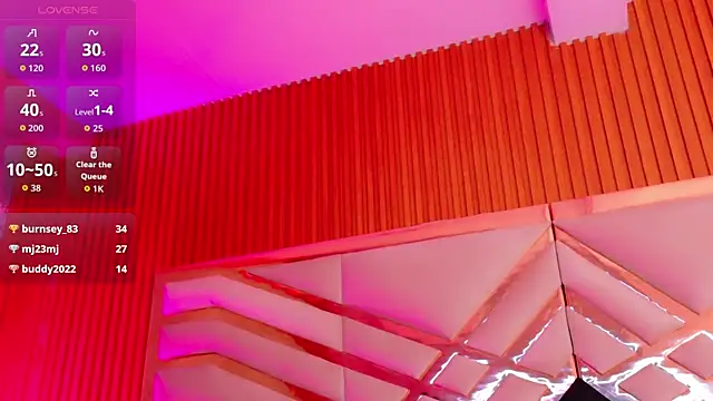 Snapshot of playfulcurvy chatting on October 2025 07:37:01 PM playfulcurvy online show from October 2025 07:37:01 PM