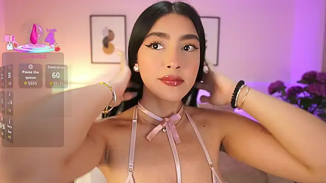 Snapshot of JulesBenett chatting on November 2025 11:33:01 AM JulesBenett online show from November 2025 11:33:01 AM